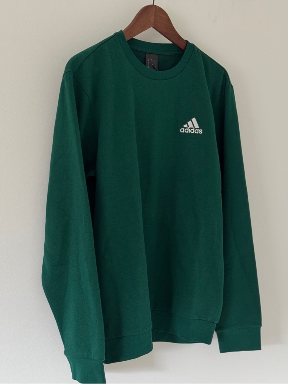 Adidas FeelCozy Fleece Crew Neck Sweatshirt — Medium